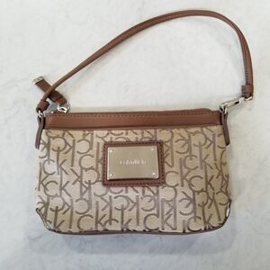 Calvin Klein Womens Clutch Purse Tan Logo Brown Leather Trim preowned READ